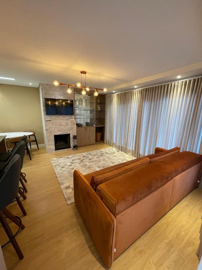 Apartamento Espetacular, 2 Suites, A 30M Da Rua Coberta Gramado Exteriér fotografie