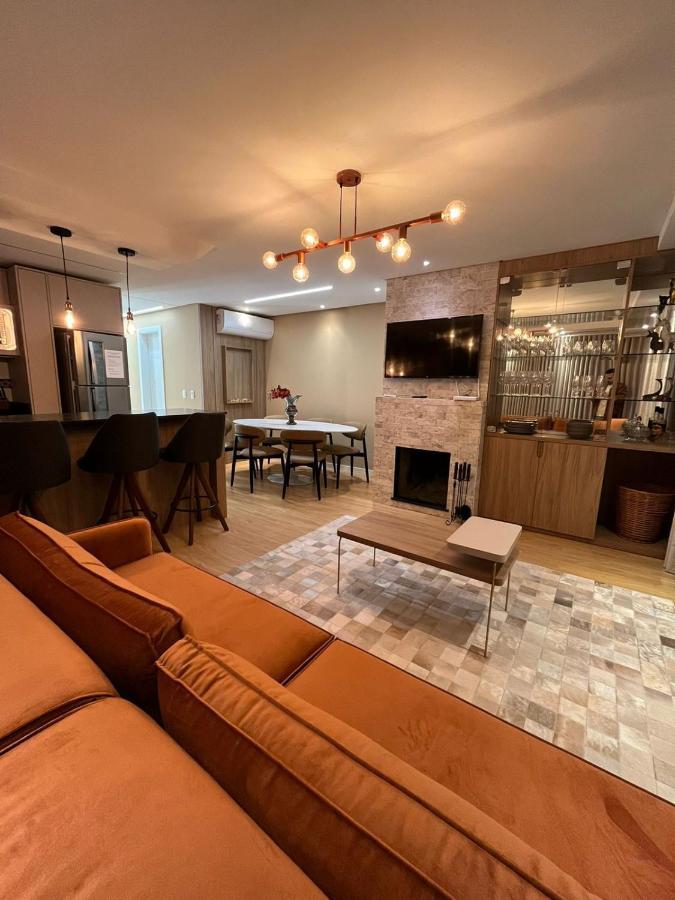 Apartamento Espetacular, 2 Suites, A 30M Da Rua Coberta Gramado Exteriér fotografie
