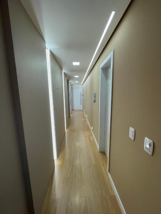 Apartamento Espetacular, 2 Suites, A 30M Da Rua Coberta Gramado Exteriér fotografie