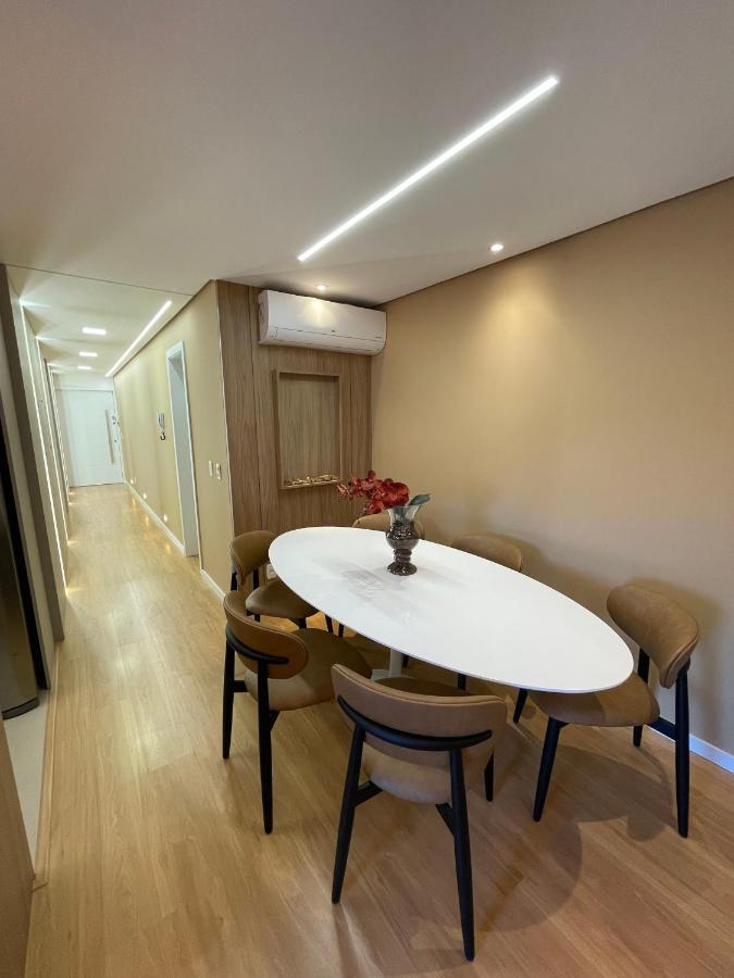 Apartamento Espetacular, 2 Suites, A 30M Da Rua Coberta Gramado Exteriér fotografie