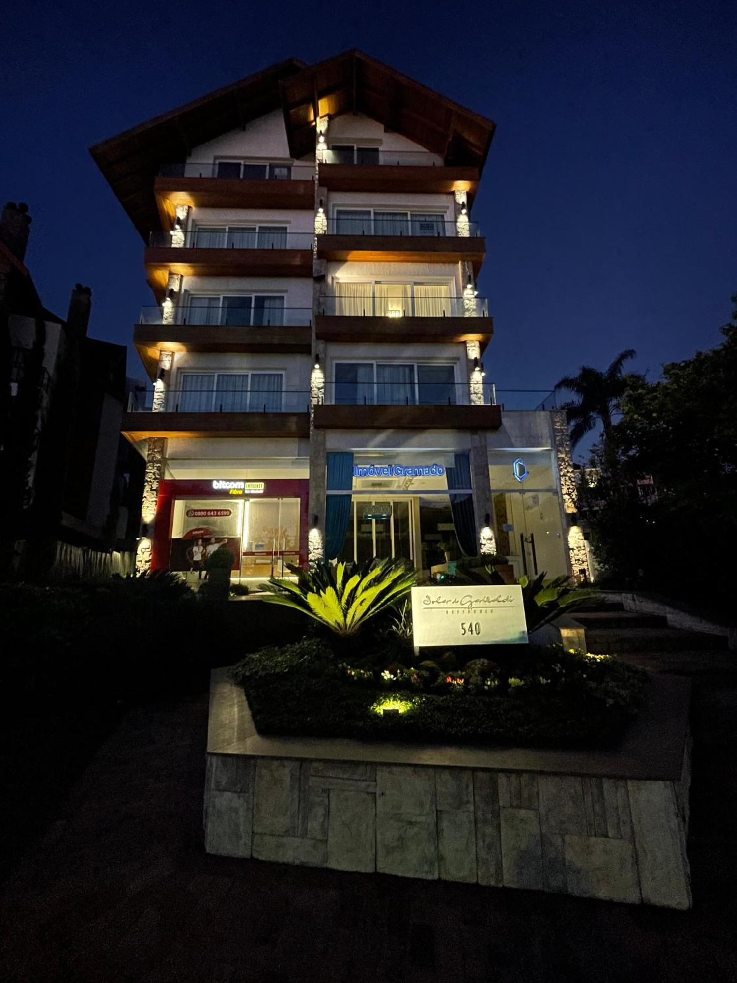 Apartamento Espetacular, 2 Suites, A 30M Da Rua Coberta Gramado Exteriér fotografie